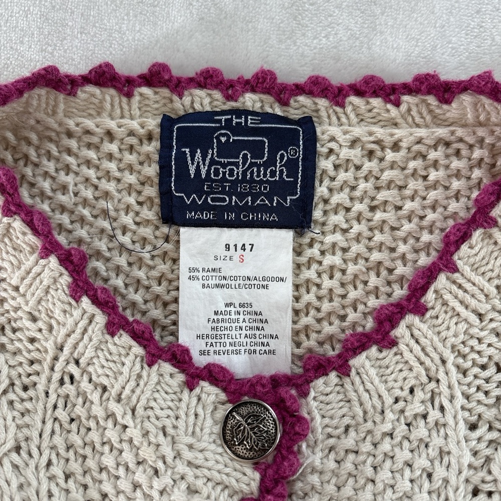 Woolrich Women's White/Cream Small Embroidered Floral Knit Sweater vintage - Picture 3 of 7